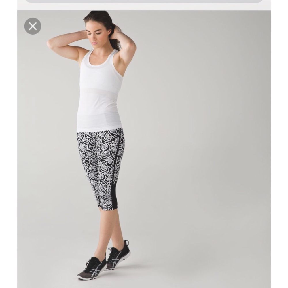 Lulu Lemon Posey Crop Legging Sz 4